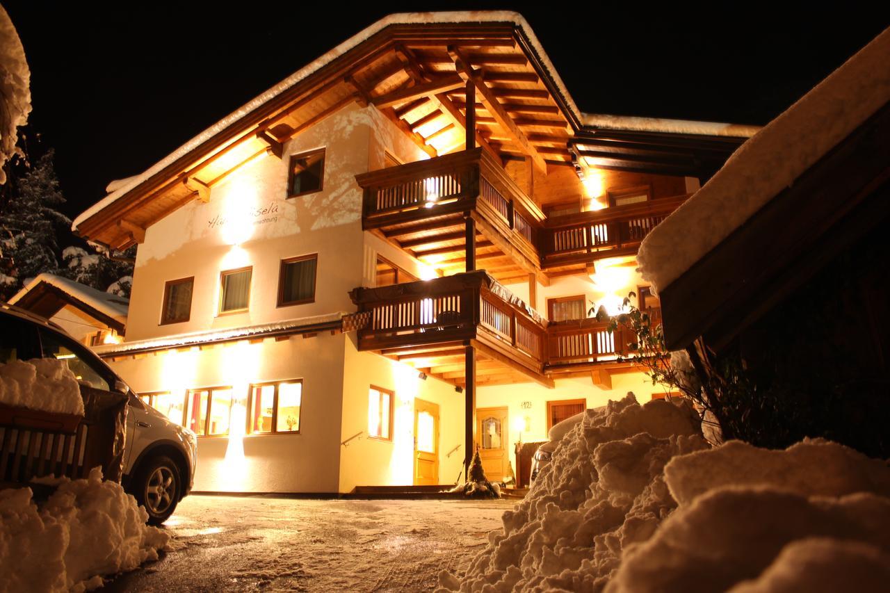 Hotel Haus Gisela Oetz Exterior foto